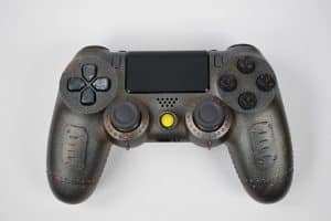 Un controller PS4 pronto per l'apocalisse nucleare