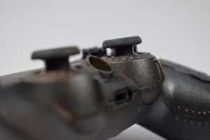 Un controller PS4 pronto per l'apocalisse nucleare