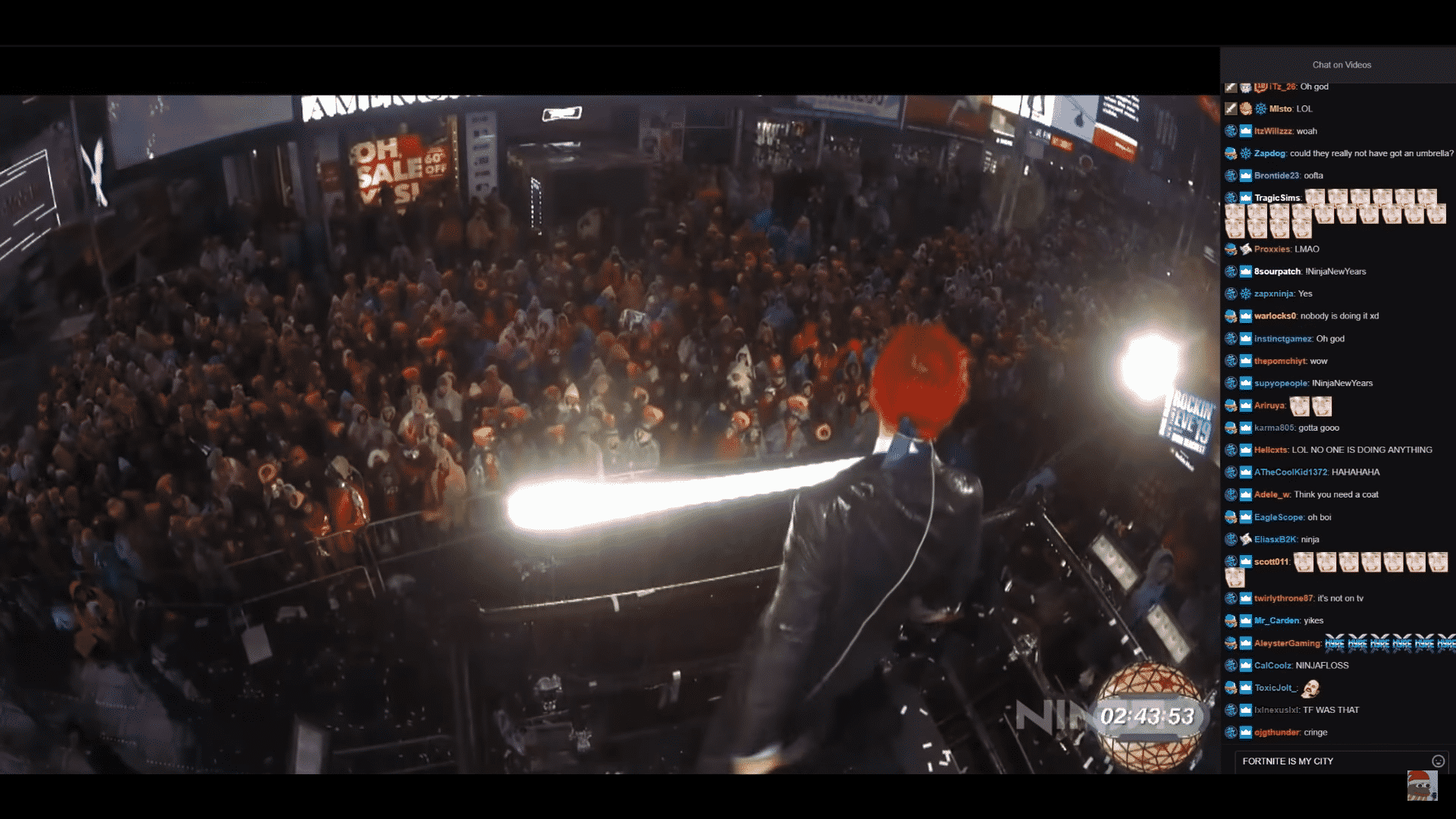 Durante un 'matto' streaming Ninja prova a fare ballare Times Square