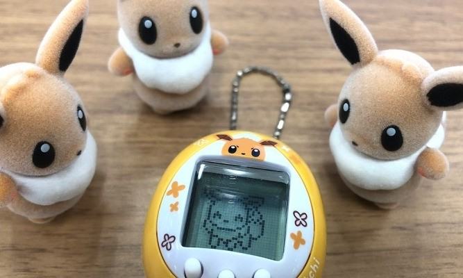 eevee tamagotchi pomkemon crossover uscita giappone edizione speciale