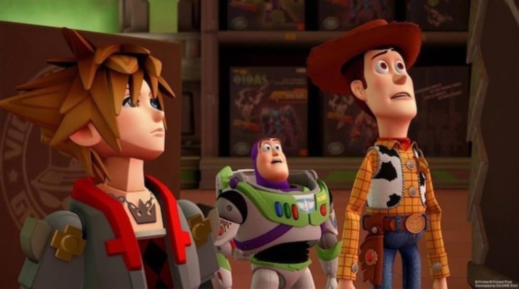 Non si capisce bene se qualcuno ha photoshoppato Sora in Toy Story, o se invece sono stati Woody e Buzz a venire editati in un'immagine di Kingdom Hearts: in realtà è il motore grafico di Kingdom Hearts III a fare faville
