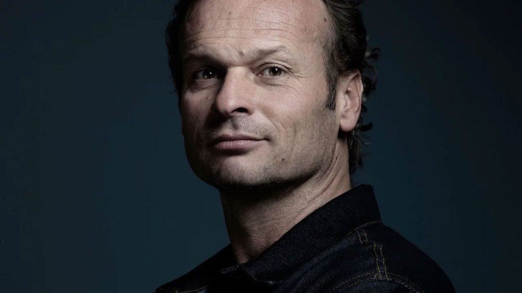 Hermen hulst promette che sony rimarrà fedele a giochi che enfatizzano storia e personaggi Hermen hulst