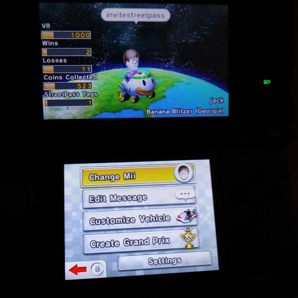 Mario Kart 7 era uno degli esempi dell'implementazione di StreetPass nei titoli Nintendo: ottenere i dati fantasma dei passanti per avere sempre nuovi sfidanti