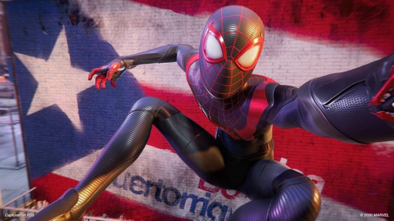 Spider-man: miles morales, un nuovo trailer mostra il protagonista allenarsi con peter parker
