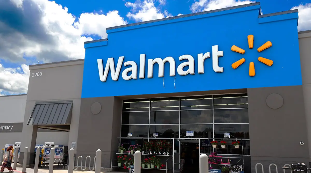 PlayStation 5, la carenza di scorte degenera in rissa in un Walmart: tre gli arresti