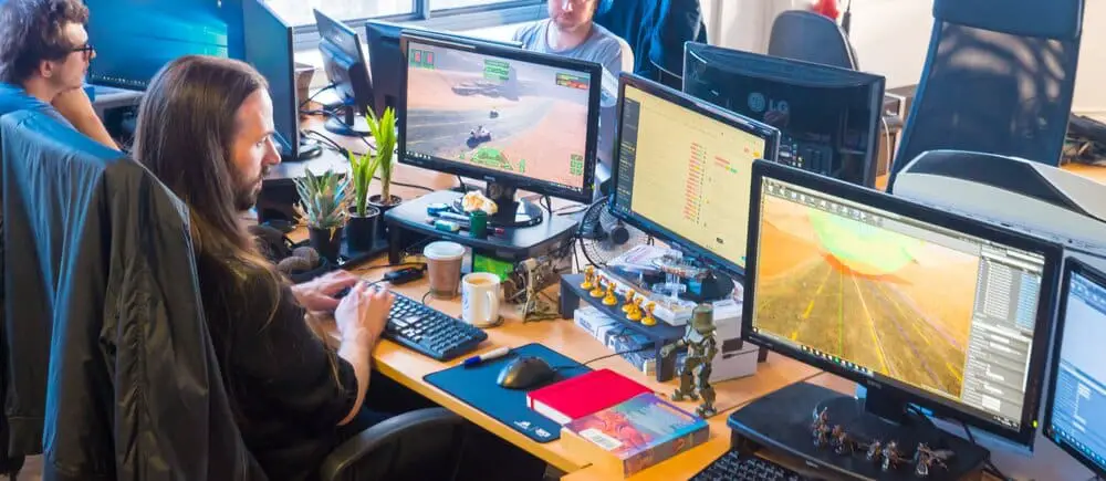 Crunch: il triste fenomeno sempre più presente nell'industria videoludica