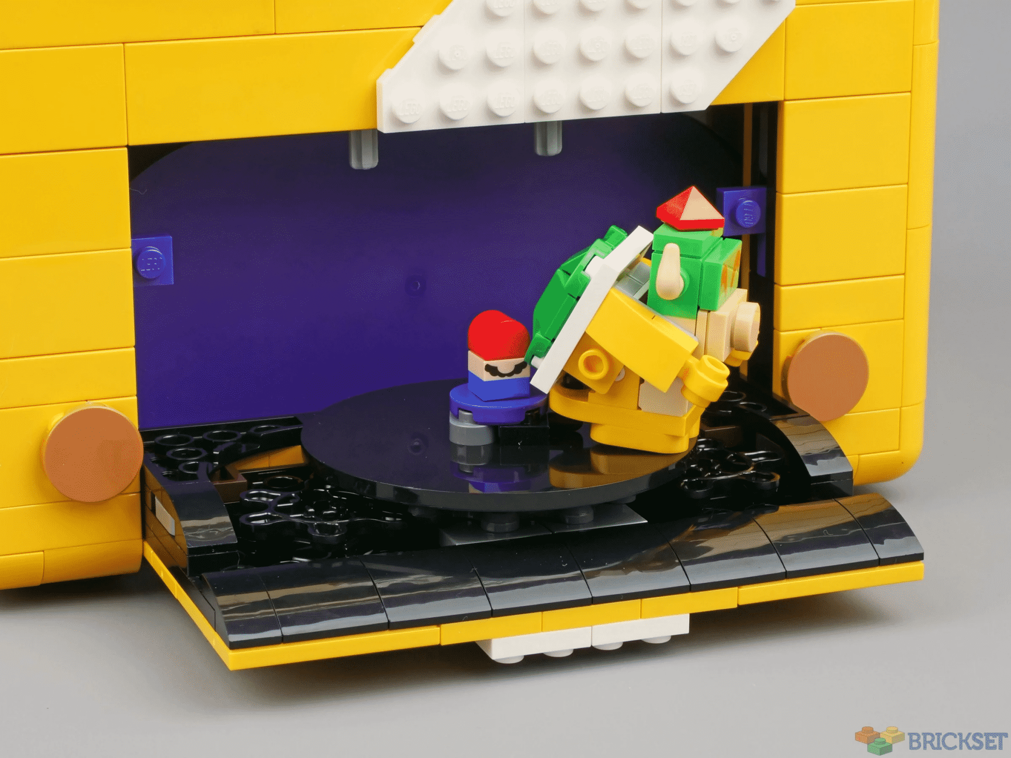 LEGO Mario