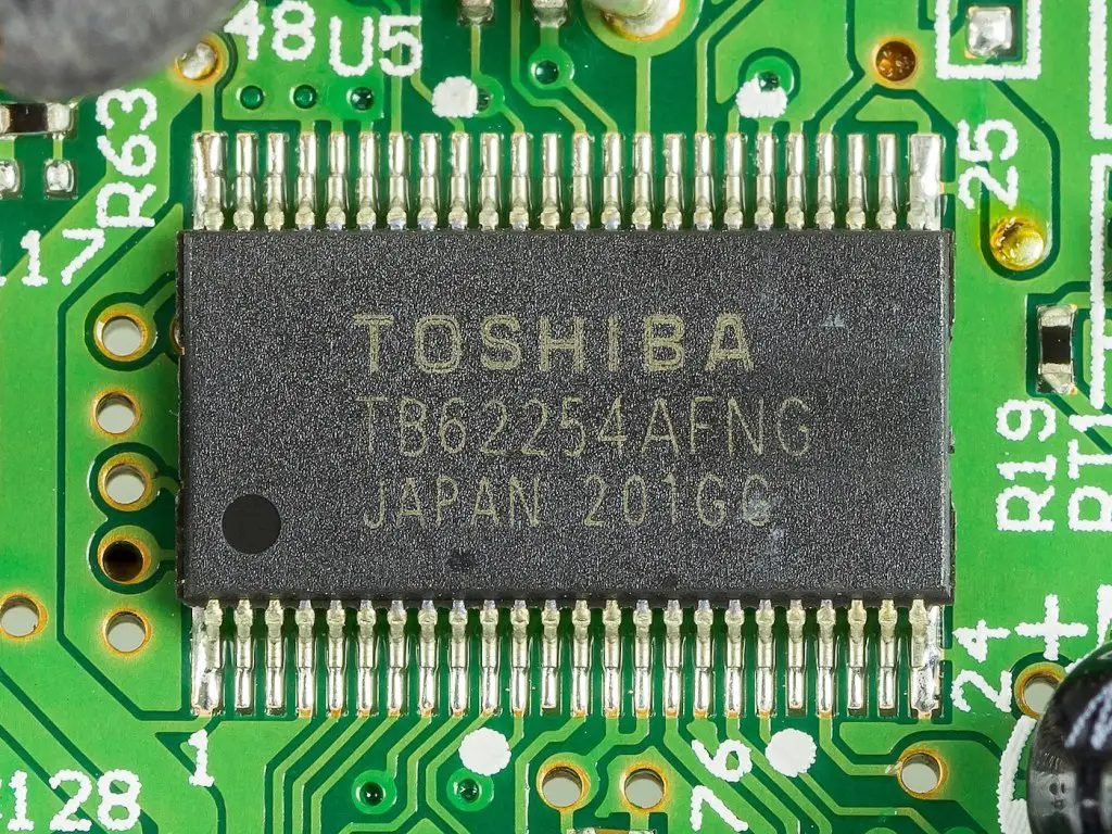 Semiconduttori - Toshiba 2
