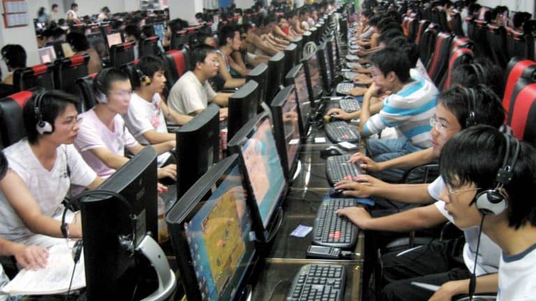 Cina e videogiochi: stretta per gli streaming