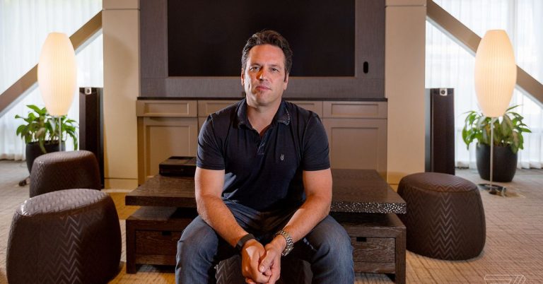 Phil spencer ammette la sconfitta nella console war