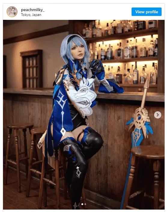 Genshin Impact: il cosplay di Eula di Peachmilky