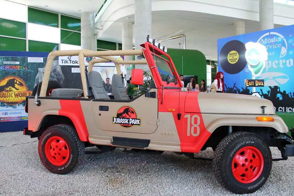 jeep jurassic park cosenza comics and games