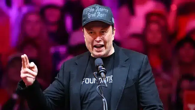 Elon musk apre uno studio di sviluppo videoludico ia Elon musk