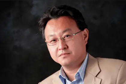 Shuhei Yoshida lascerà PlayStation: una figura storica si congeda dopo 31 anni di carriera