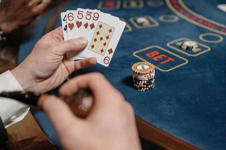 Il potere dell'intuizione nei giochi d'azzardo: tra mente e probabilità Il potere dell'intuizione nei giochi d'azzardo: tra mente e probabilità