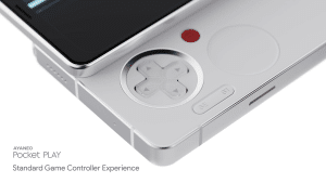 Questo smartphone unisce telefono e console portatile: perché Ayaneo Pocket Play cambia le regole