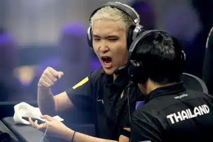 fifae-world-cup-25-efeetball-thailandia-polonia-campioni