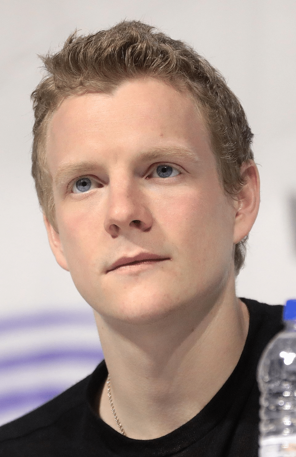 007 First Light: chi è Patrick Gibson, il nuovo James Bond dei videogiochi