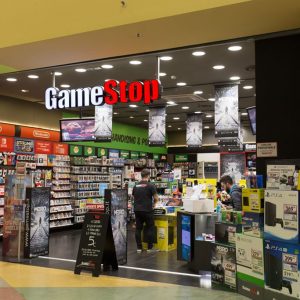 Gamestop riapre al pubblico dopo la chiusura